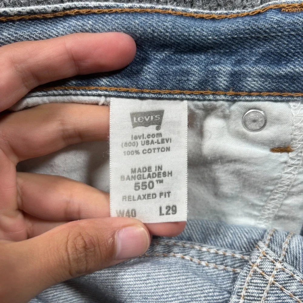 Levi's 550 Jeans Mens 40x29 Blue Denim Light Wash Relaxed Fit Tapered Leg Grunge